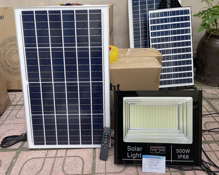 Đèn Solar Ngoài Trời Chống Mưa Tốt